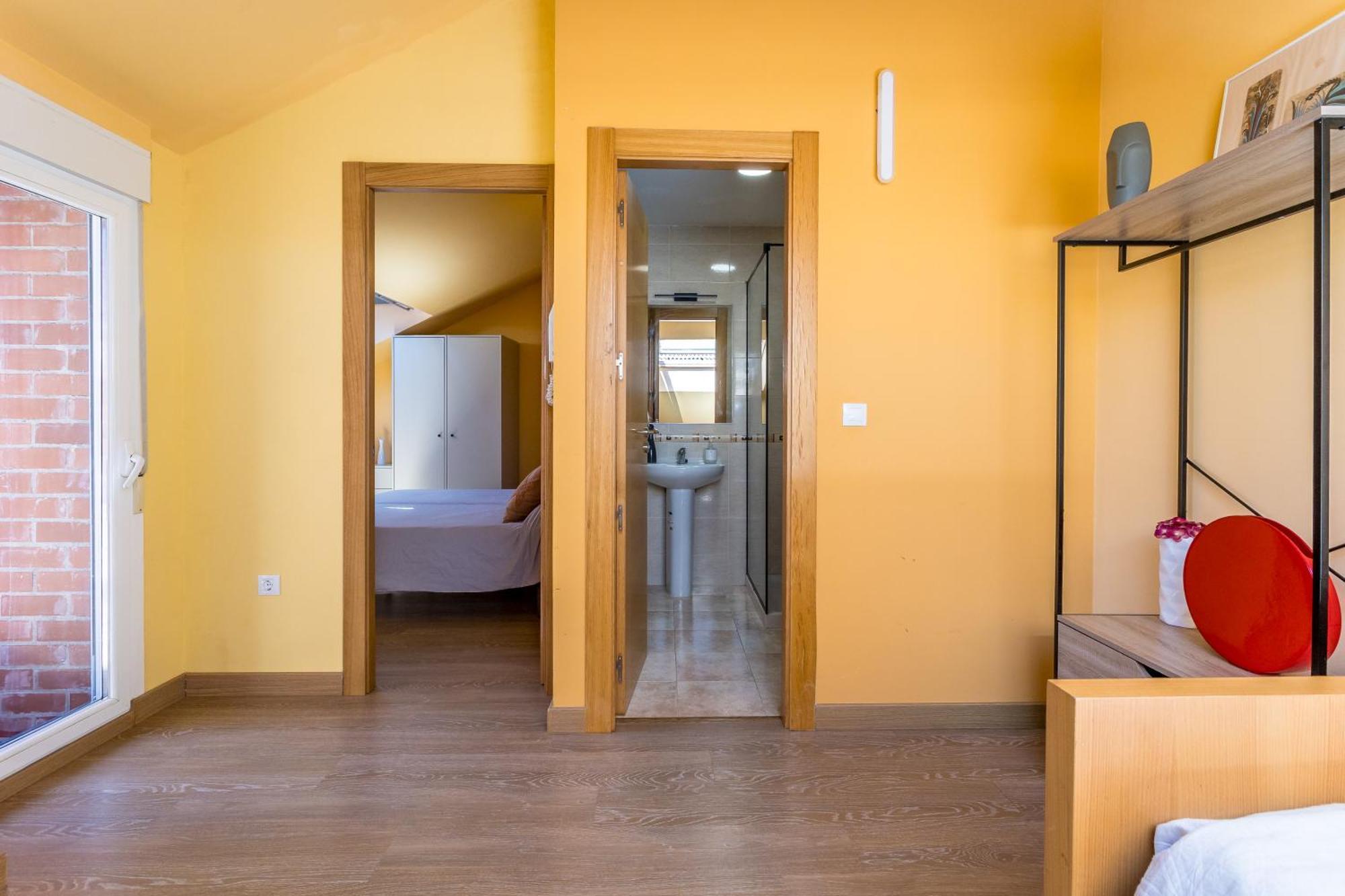 Baruhaus Terraza Duplex Valencia De Don Juan Apartment ภายนอก รูปภาพ