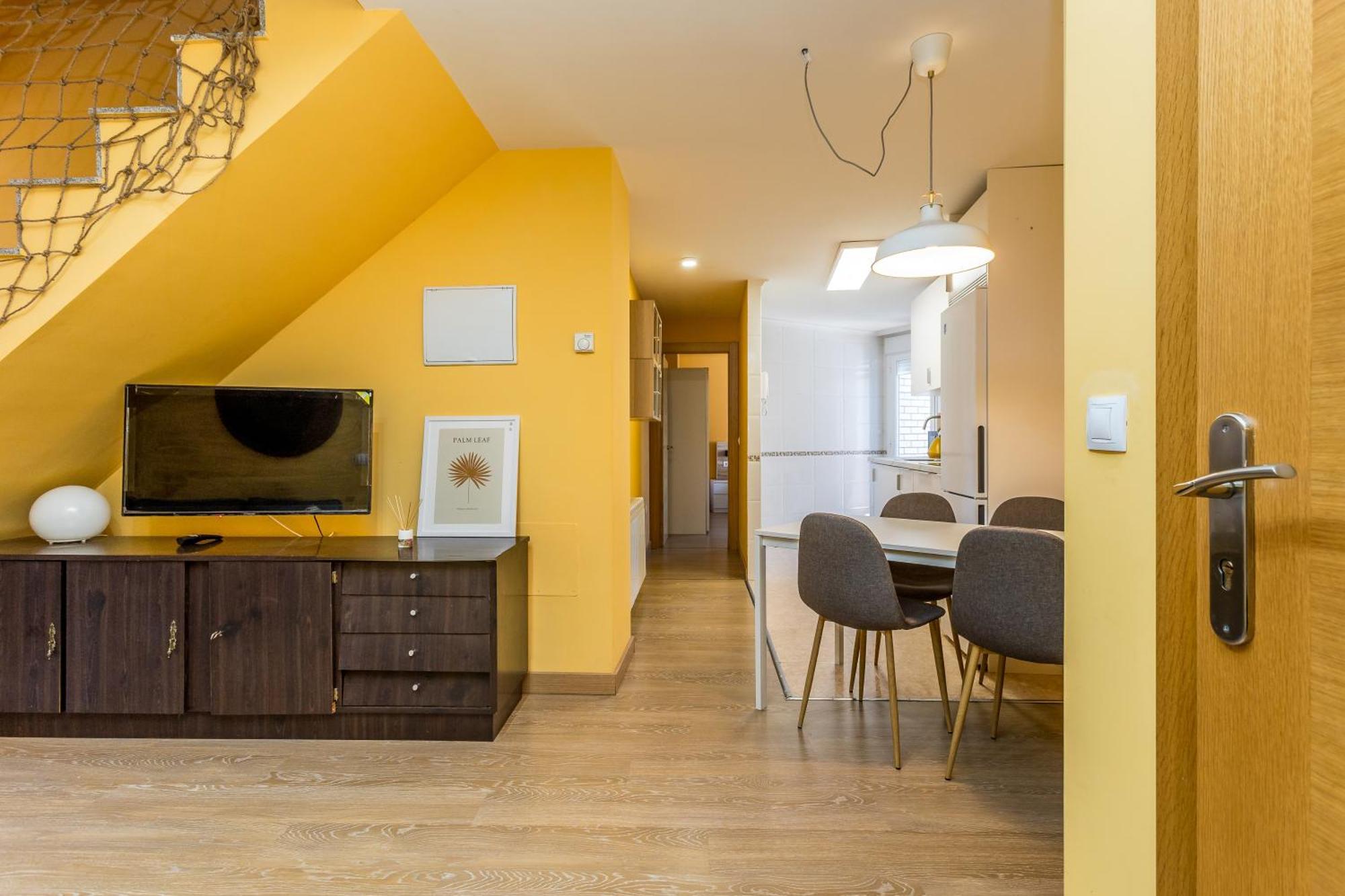 Baruhaus Terraza Duplex Valencia De Don Juan Apartment ภายนอก รูปภาพ